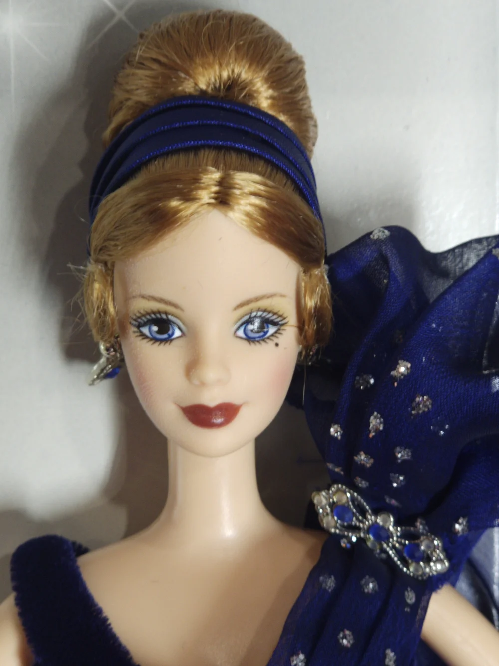 NRFB MIB 1998 Embassy Waltz Barbie Members Choice Third Edition #22836